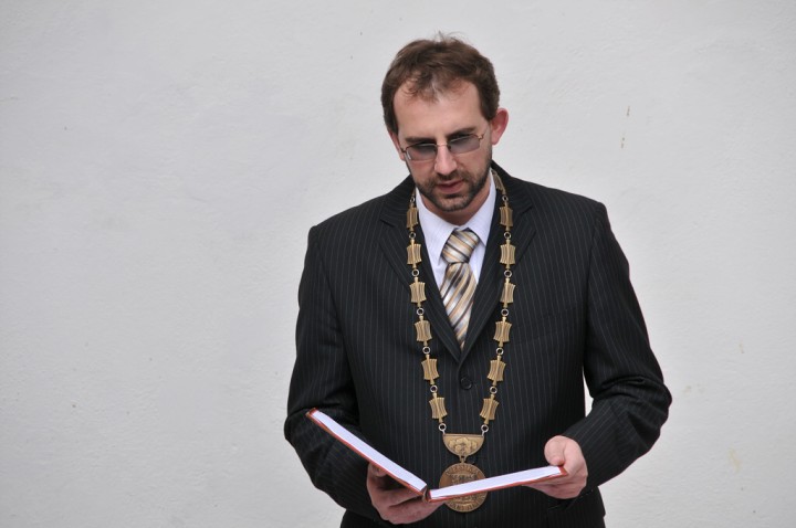 img00015.jpg
